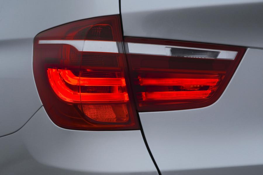  BMW X3 xDrive 3.5i 2010 года  (фото 29 из 149)